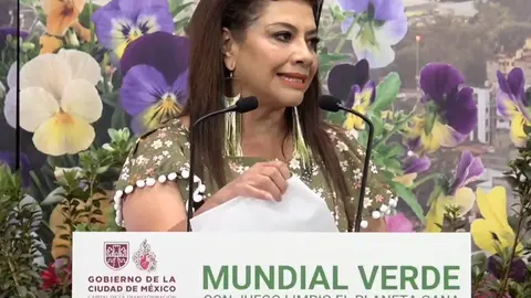 Clara Brugada, planteó impulsar el trabajo desde casa durante el Mundial 2026. / X