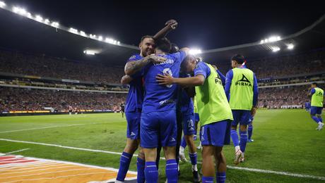 Cruz Azul se impone ante Chivas en el Jalisco y avanza a la Gran Final