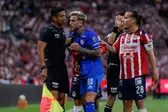 ¿Era roja para Piovi? Dura entrada del argentino causa polémica