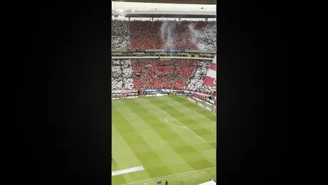 ¡No es amor, es Chivas! Impresionante mosaico previo al duelo ante Cruz Azul