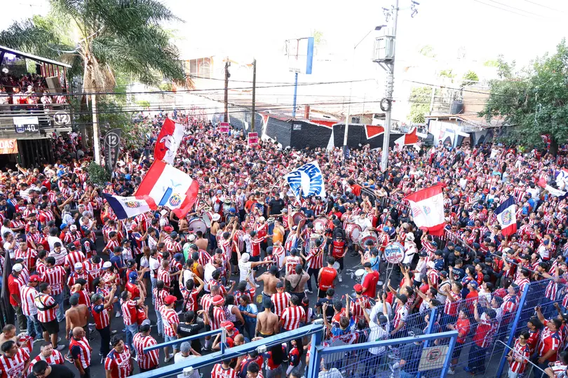 Afición de Chivas previo al juego de Semifinal | MEXSPORT