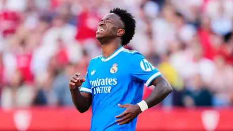 ¿Se acaba la era de Vinícius? Real Madrid abre la puerta a una posible salida del brasileño