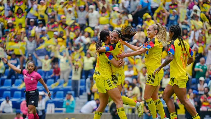 Jugadoras de América en celebración ante Rayadas en la Final del Clausura 2026 de la Liga MX Femenil | IMAGO 7