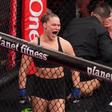 Ronda Rousey aplasta a Gina Carano en 17 segundos en su regreso al octágono