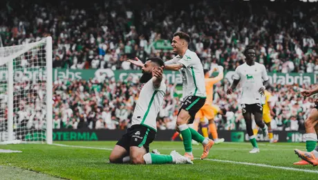 Racing de Santander vuelve a Primera División, en España, tras 14 años