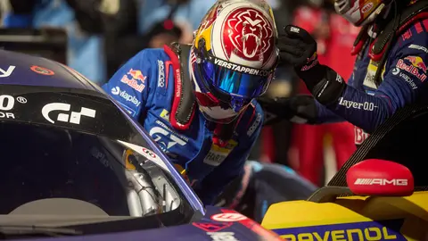 Max Verstappen en las 24 hrs de Nürburgring | AP