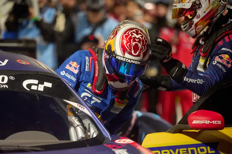 Max Verstappen en las 24 hrs de Nürburgring | AP