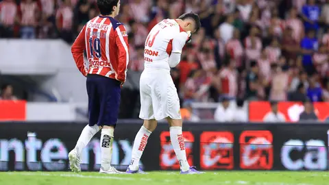 Óscar Whalley, arquero de Chivas | IMAGO7