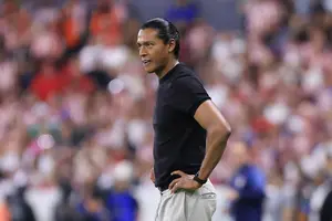 Joel Huiqui espera seguir en Cruz Azul y se ilusiona con la décima