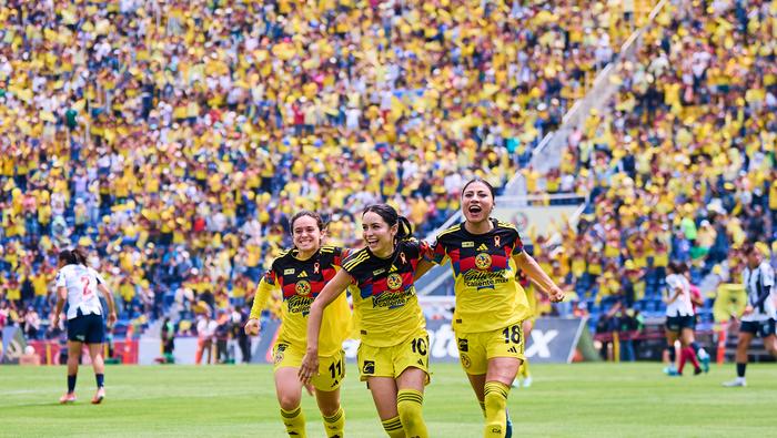 Jugadoras de América en celebración en la obtención del título del Clausura 2026 | MEXSPORT