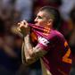 Roma se lleva el Derby della Capitale y acaricia la Champions League