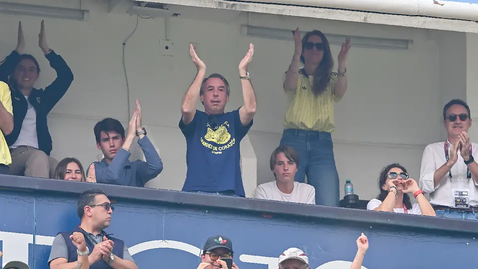 Emilio Azcárraga festeja título de América en Liga MX Femenil