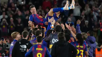 Barcelona se impone 3-1 ante el Betis; Fidalgo fue titular 45 minutos
