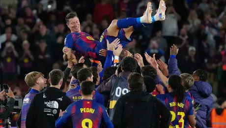 Barcelona se impone 3-1 ante el Betis; Fidalgo fue titular 45 minutos