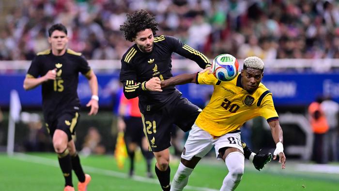 César 'Chino' Huerta con la Selección Mexicana | MEXSPORT