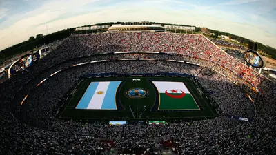 Argentina pinta de albiceleste Kansas City en su debut mundialista