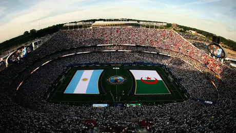 Argentina pinta de albiceleste Kansas City en su debut mundialista