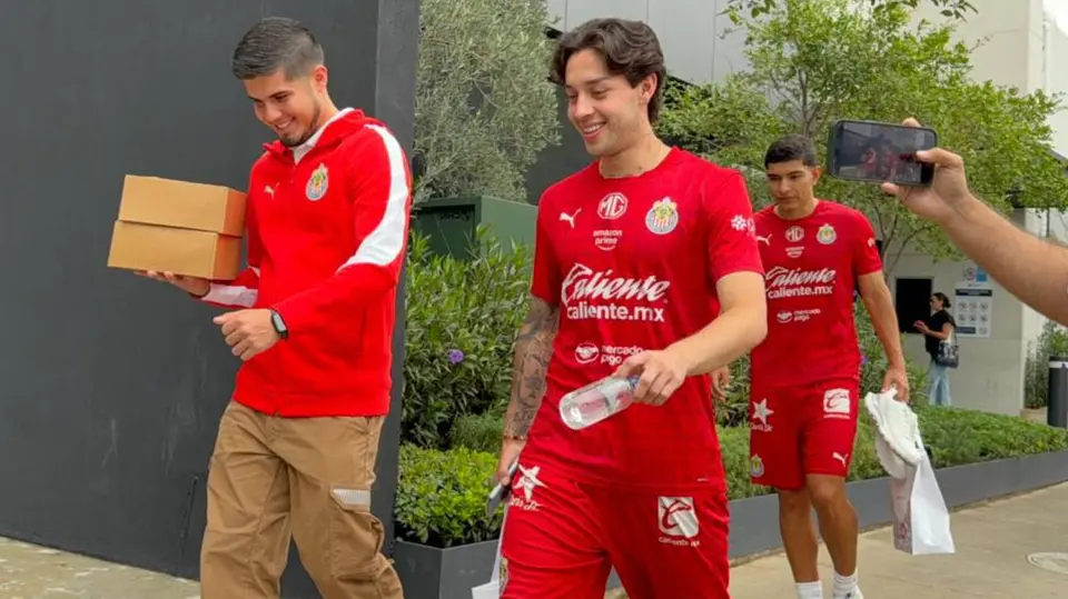 Jordan Carrillo y Kevin Castañeda con Chivas | Alfredo Olivarez