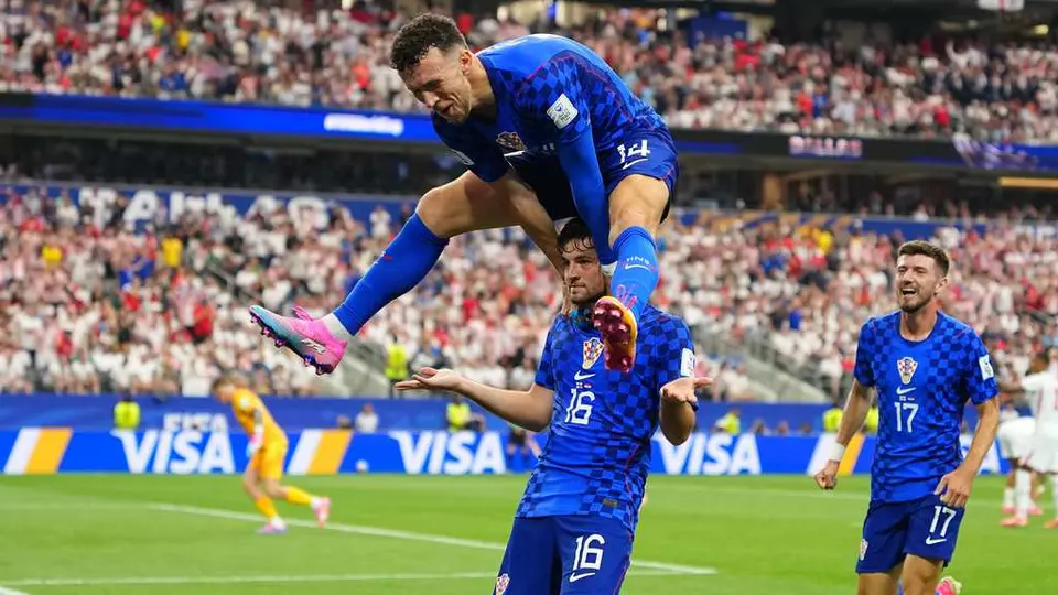 Martín Baturina en celebración con la Selección de Croacia en el Mundial 2026 | AP