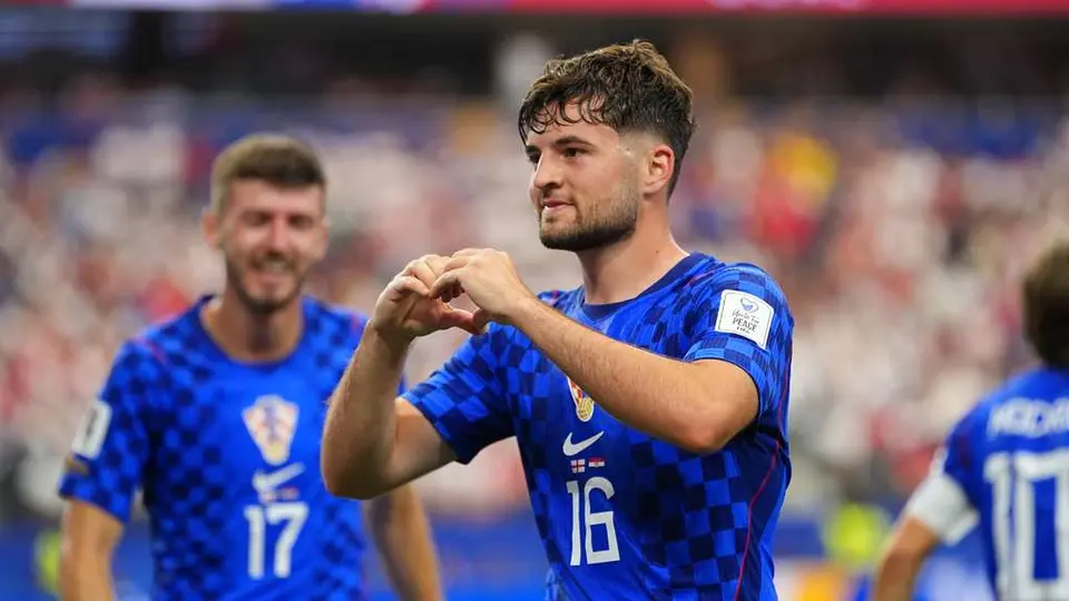 ¿Quién es Martín Baturina, autor de un golazo en el partido de Croacia contra Inglaterra?