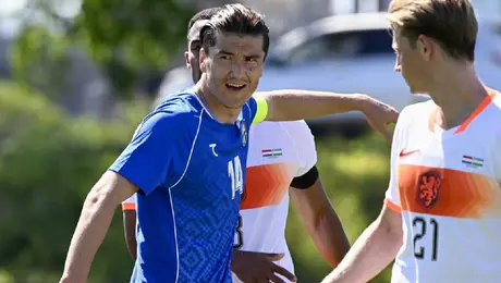 ¿Quiénes son los jugadores más importantes en la historia de Uzbekistán?