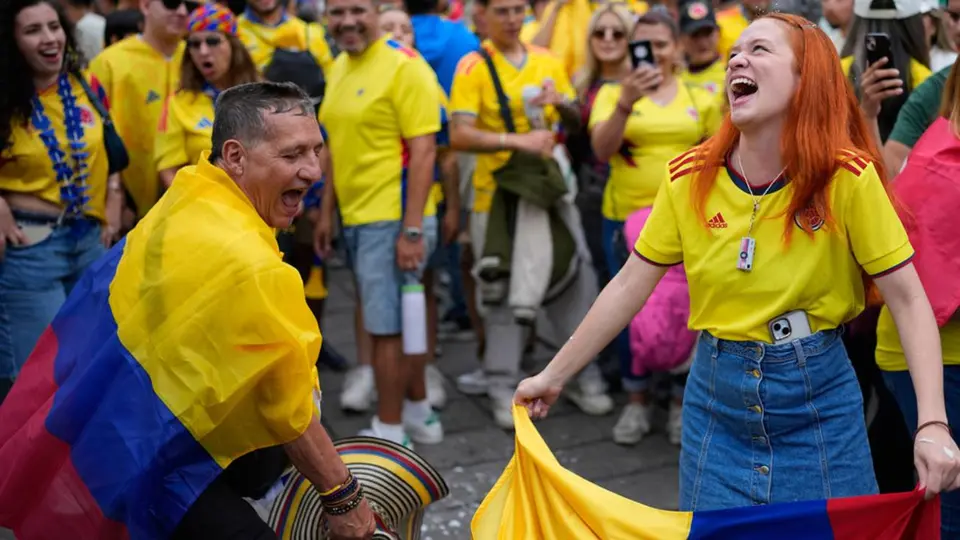 Afición colombiana en México | AP