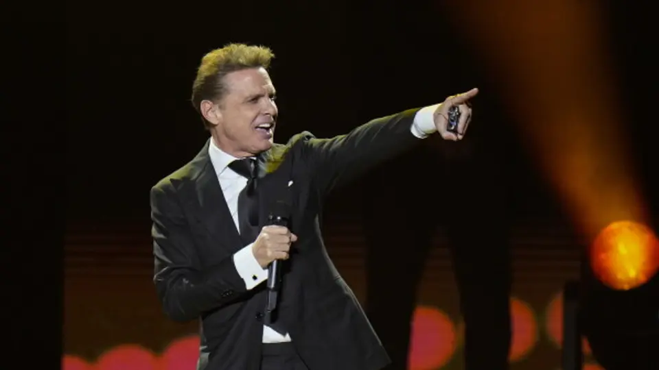 Luis Miguel estaría hospitalizado en Nueva York tras una delicada cirugía, reportan en España