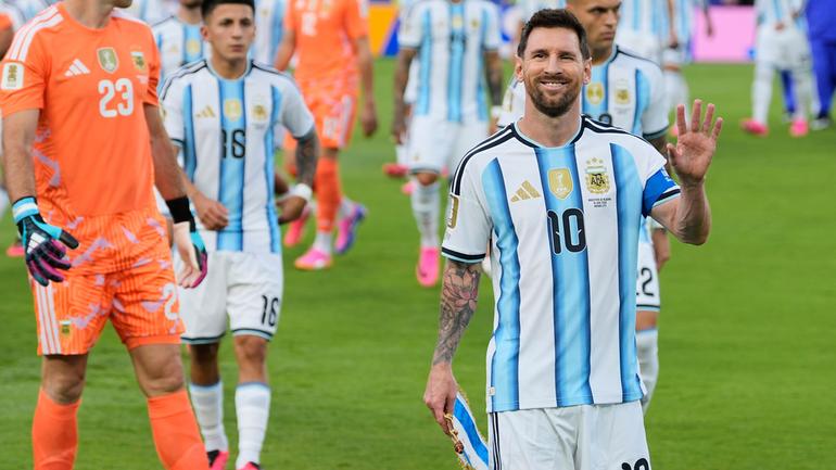 Leo Messi oficialmente es el primer jugador en jugar en seis Mundiales distintos | AP