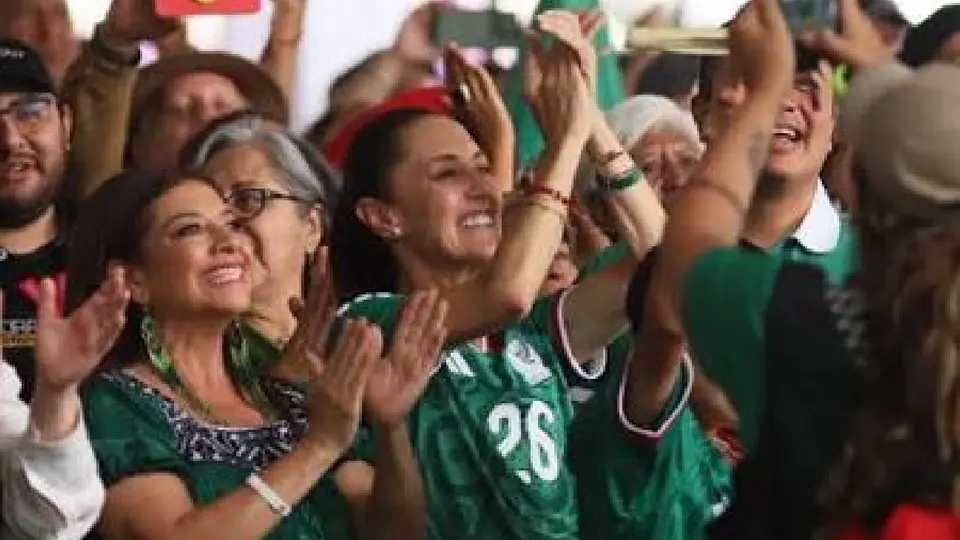 Claudia Sheinbaum habló sobre los partidos de la Selección Mexicana durante su conferencia matutina. / Redes.