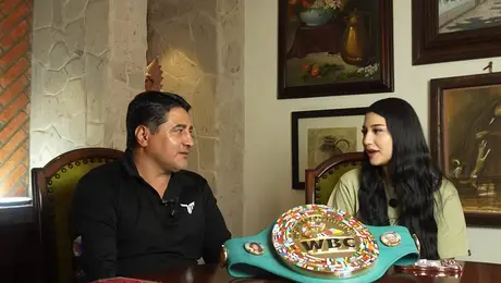 Polémica: Boxeadora Camila Zamorano se disculpa por desconocer al ‘Terrible’ Morales.