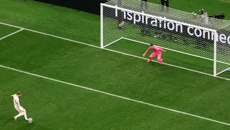 ¿Ayuda a Inglaterra? Penal repetido de Harry Kane causa polémica