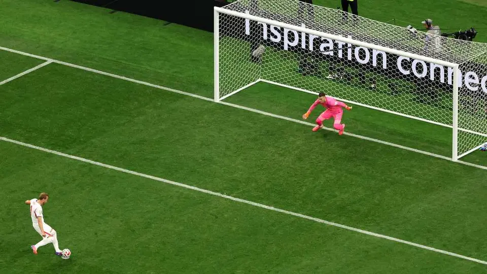 ¿Ayuda a Inglaterra? Penal repetido de Harry Kane causa polémica
