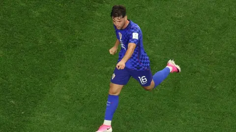 Martín Baturina en celebración con la Selección de Croacia en el Mundial 2026 | AP