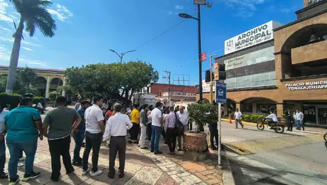 Mujer se lanza de un edificio durante sismo de magnitud 7.4 en Chiapas