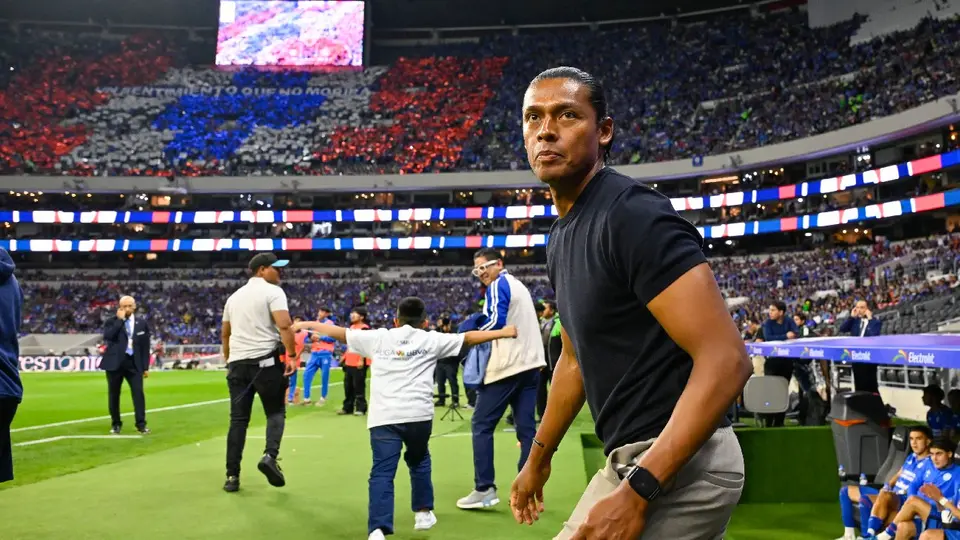 Joel Huiqui con Cruz Azul en el Estadio Banorte | IMAGO7