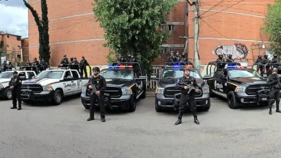 Los uniformados detenidos se encontraban activos y se aprovechaban de su cargo / FB: @PoliciaCDMX (imagen ilustrativa)