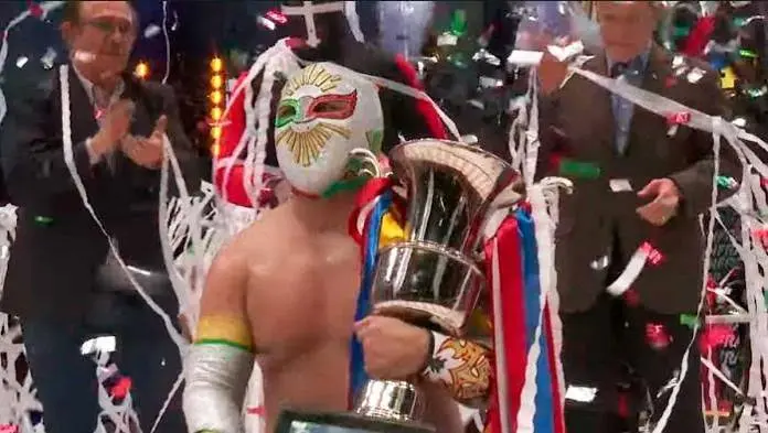 Místico ganando el Grand Prix | CMLL