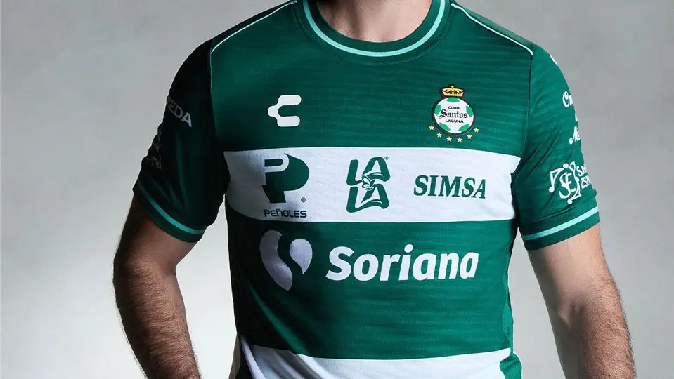 Así es el nuevo uniforme de Santos | X: @CharlyFutbol