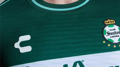 Santos presenta su uniforme para el Apertura 2026