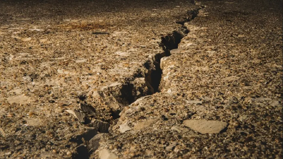 Un sismo de magnitud preliminar 6.8 sorprendió la mañana de este viernes / Magnific