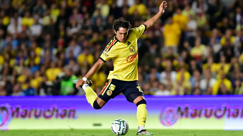 Alan Cervantes se vuelve inamovible en América: el jugador que conquistó a Guillermo Almada