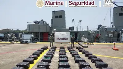 Marina da golpe al narco: asegura más de 1.6 toneladas de cocaína frente a Michoacán