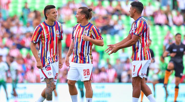 Chivas preparándose para enfrentar a Santos | MEXSPORT