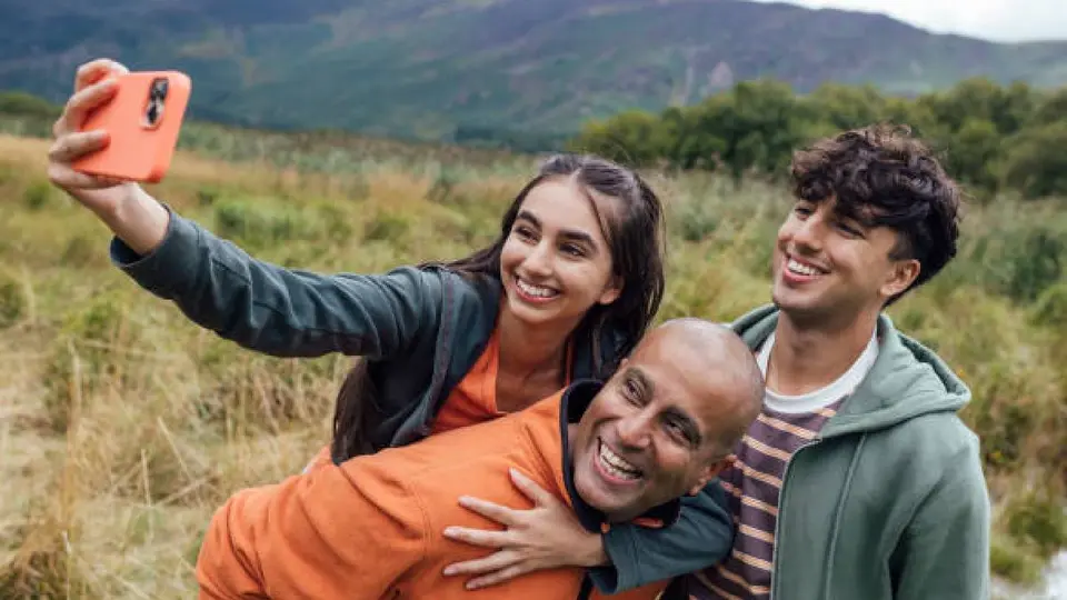¿Por qué los jóvenes mexicanos siguen viviendo con sus papás?