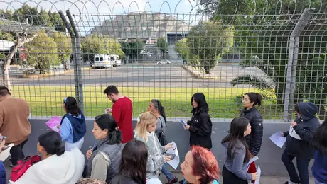 UNAM: aspirantes presentan examen de control en el Palacio de los Deportes