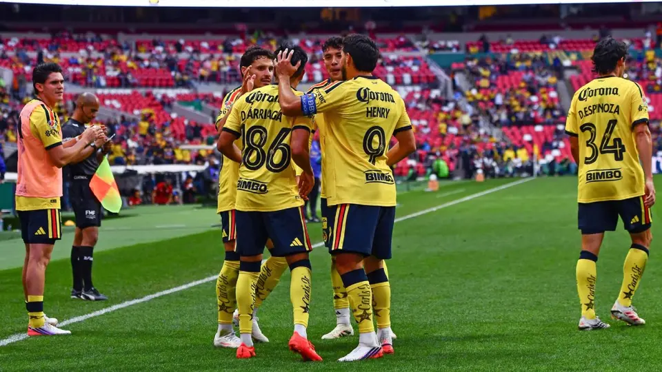 Jugadores de América celebran en la Liga MX | MEXSPORT