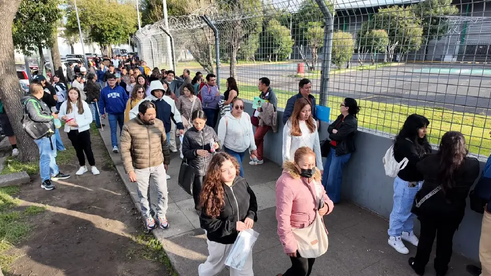 El examen de control de la UNAM reúne a cientos de jóvenes / @unam.mx