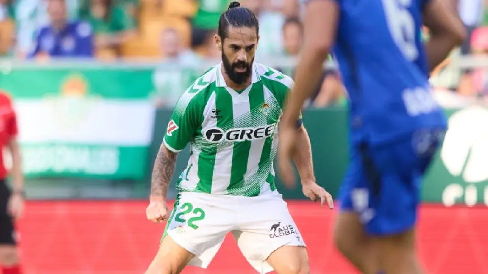 Isco con el Betis durante partido de LaLiga | x:@RealBetis