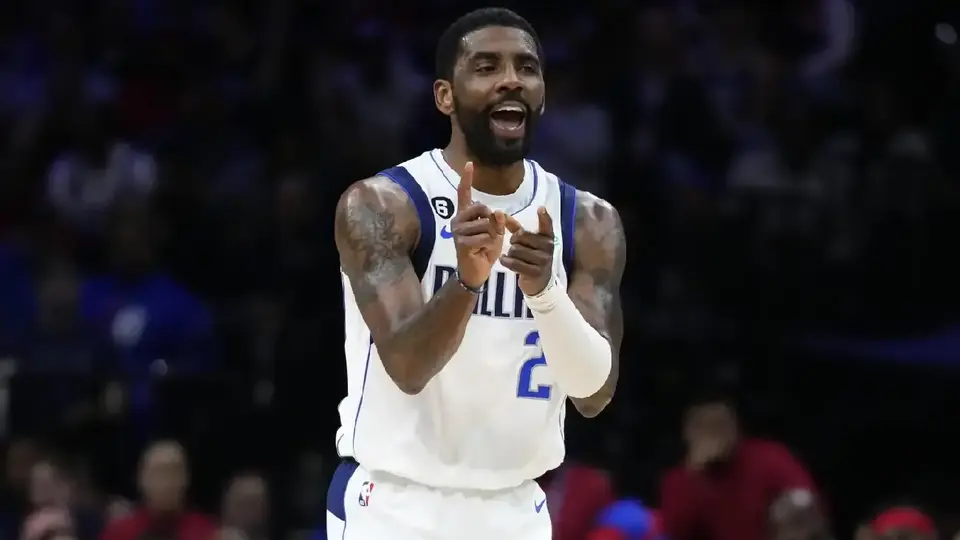 Kyrie Irving, con los Dallas Mavericks, en juego de la NBA | AP