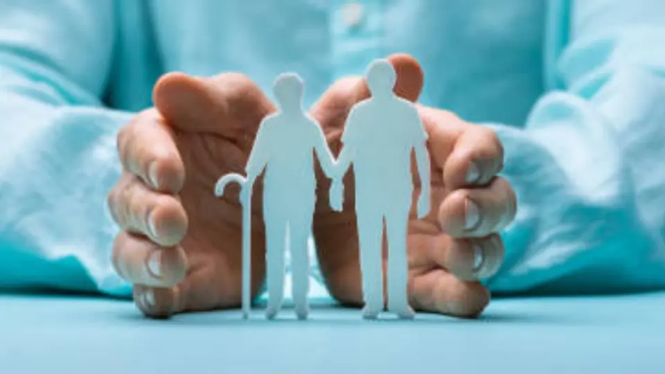 Las personas pensionadas del IMSS deben presentar los documentos establecidos por el Instituto para solicitar su credencial. / iStock